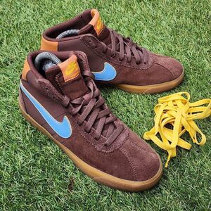 NIKE SB - Womens Sneakers - SIZE 7.5